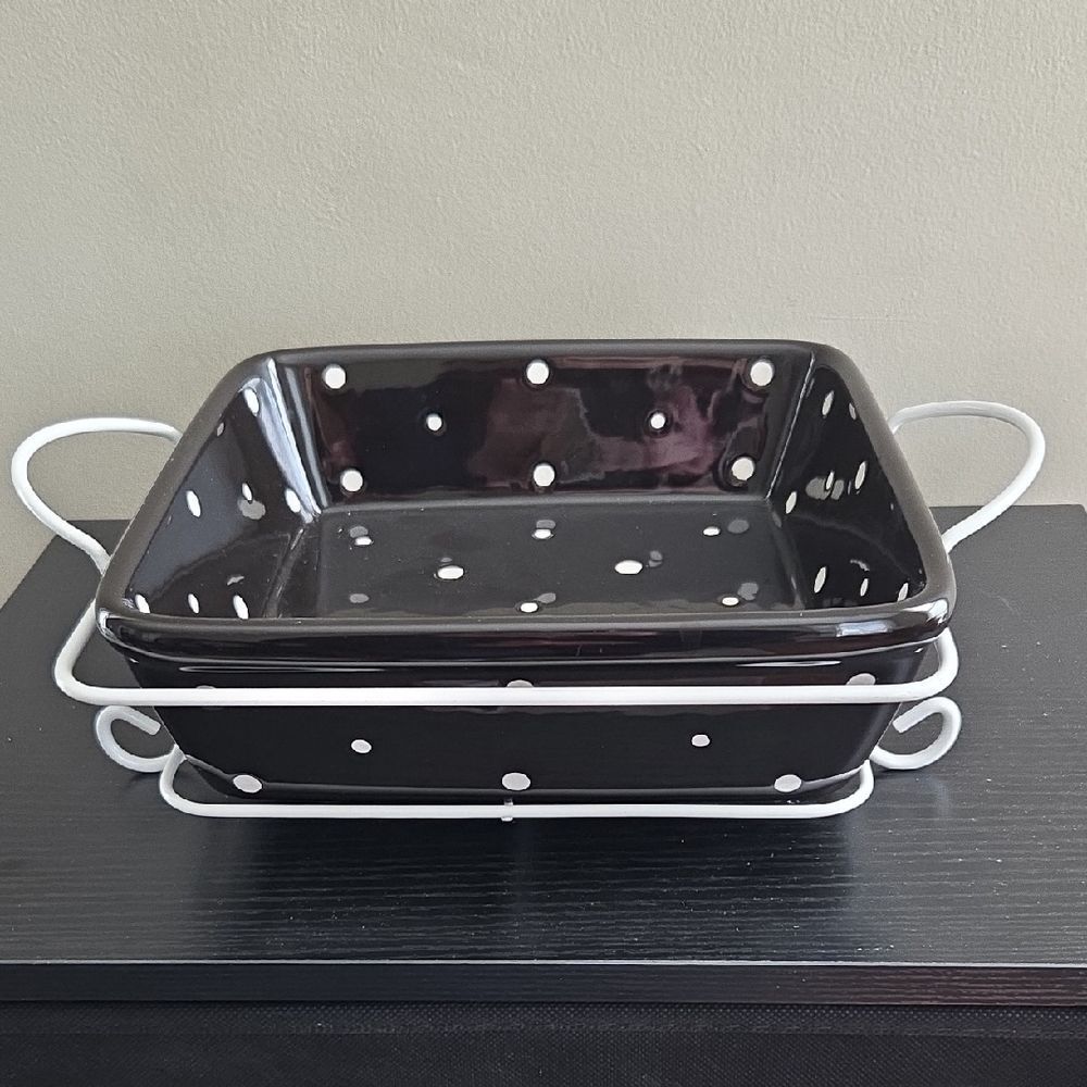 NWOT Temp-Tations Ovenware and Rack